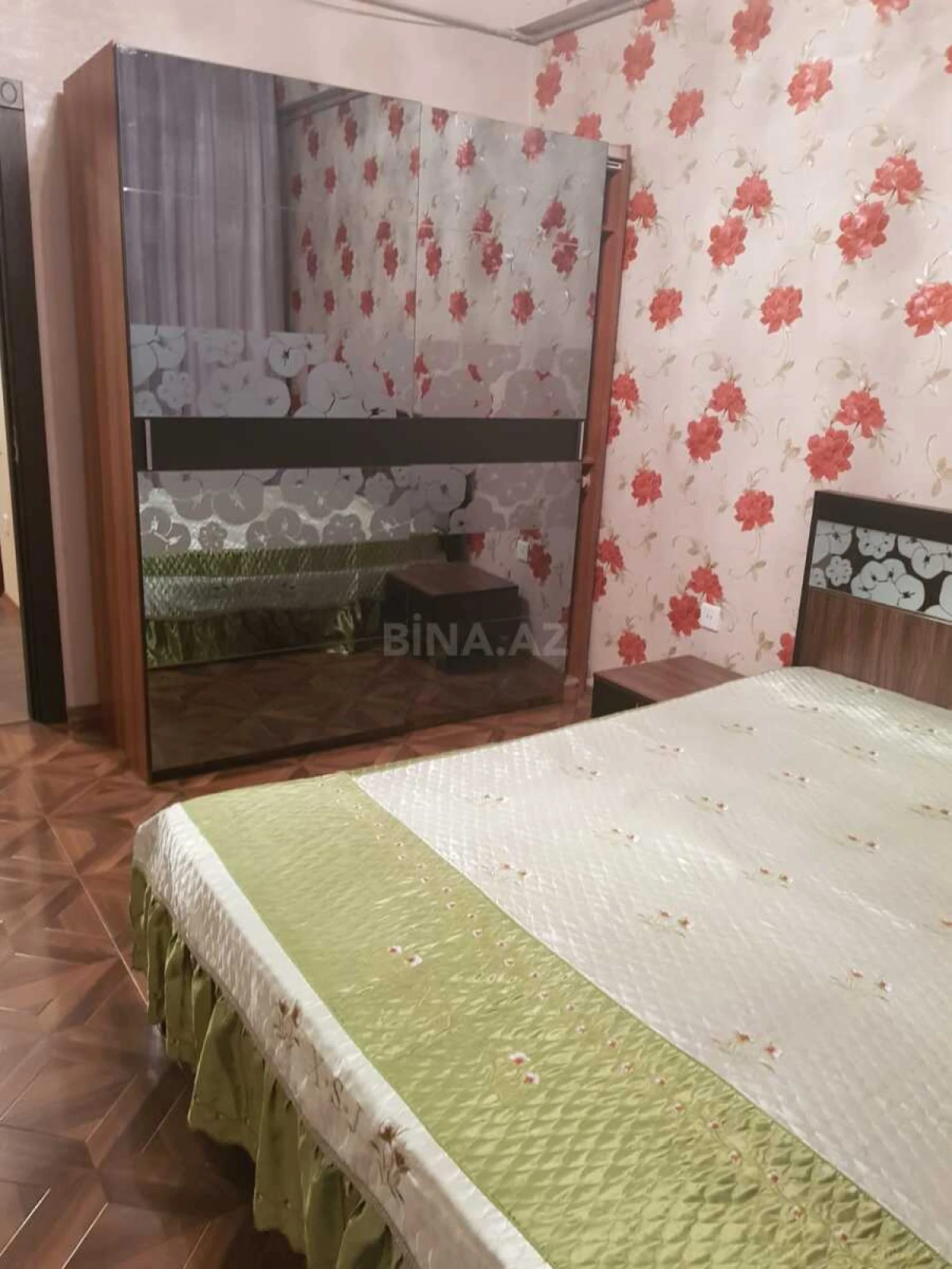 Kirayə verilir 2 otaqlı mənzil 60 m²
