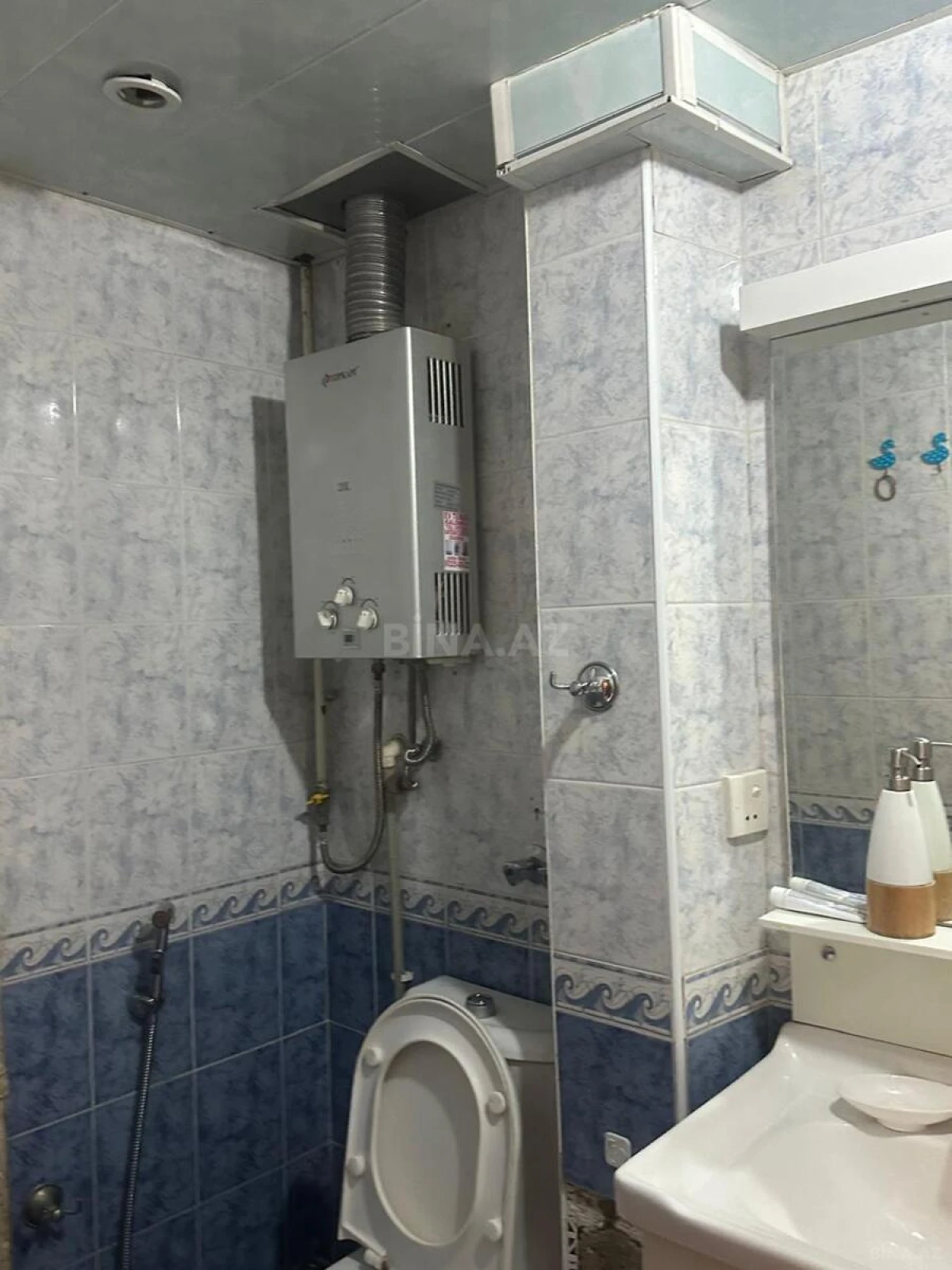 Kirayə verilir 2 otaqlı mənzil 60 m²