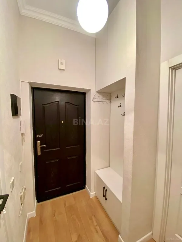 Satılır 1 otaqlı mənzil 42 m²