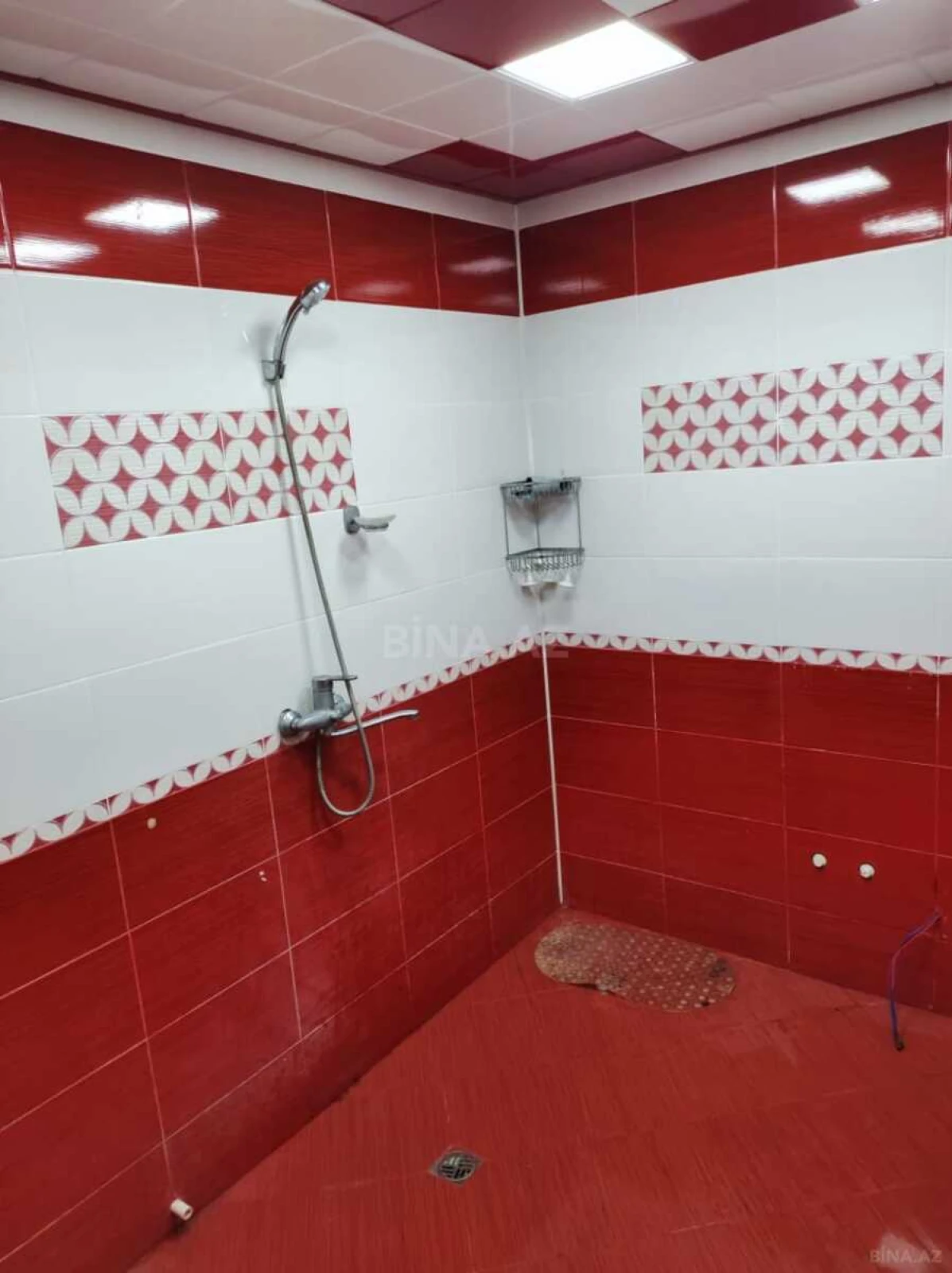 Kirayə verilir 2 otaqlı mənzil 55 m²