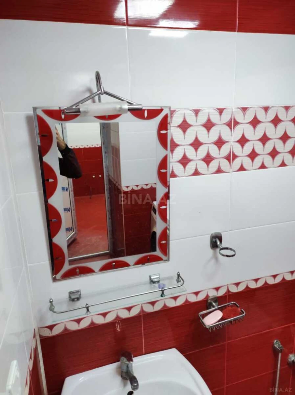 Kirayə verilir 2 otaqlı mənzil 55 m²