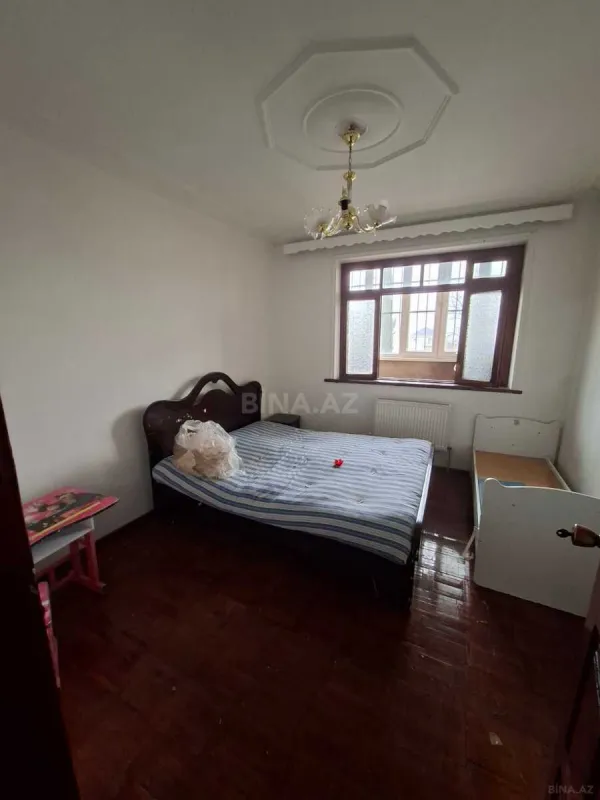 Kirayə verilir 4 otaqlı mənzil 100 m²