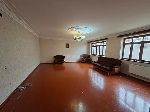 Kirayə verilir 4 otaqlı mənzil 100 m²