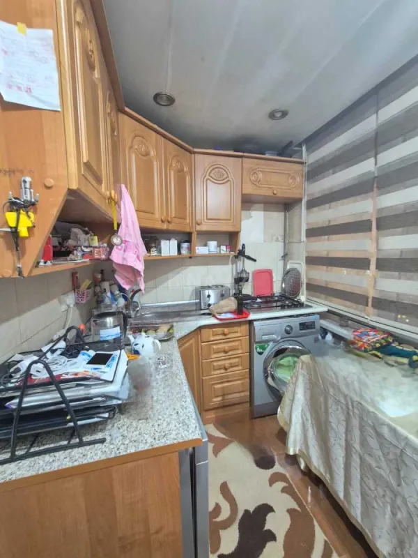 Satılır 1 otaqlı mənzil 42 m²