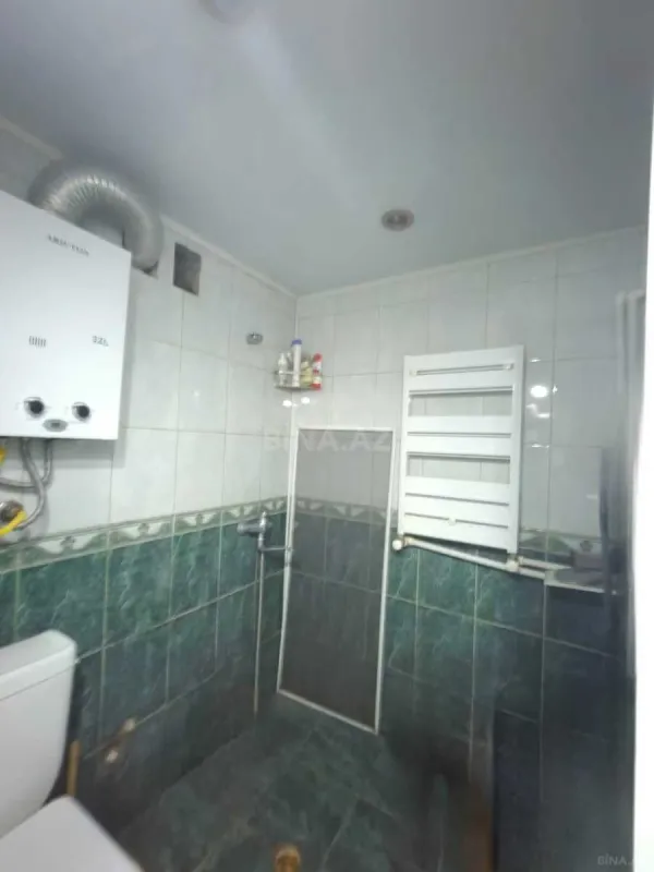 Satılır 1 otaqlı mənzil 42 m²