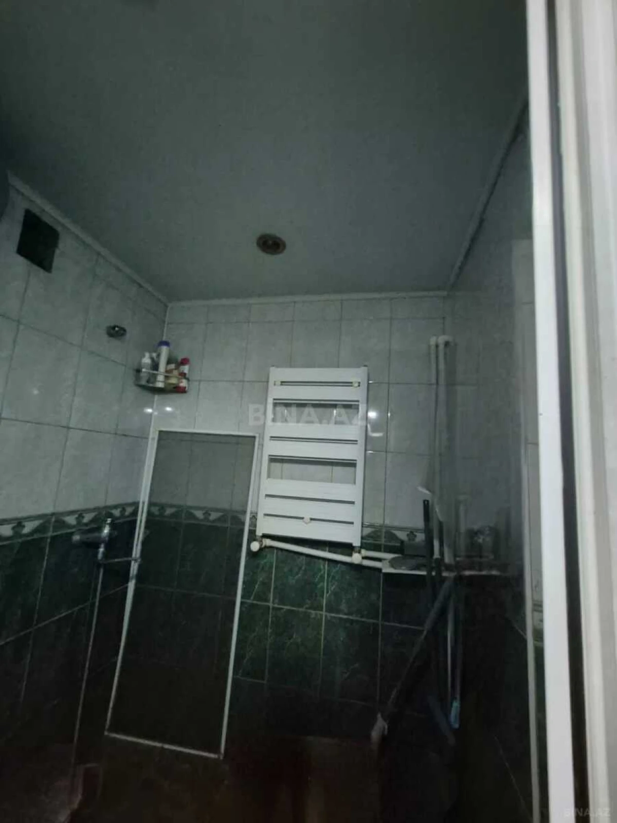 Satılır 1 otaqlı mənzil 42 m²