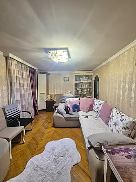 Satılır 1 otaqlı mənzil 42 m²