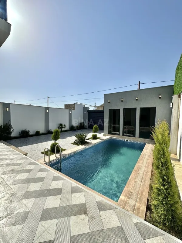 Satılır 4 otaqlı həyət evi 270 m²