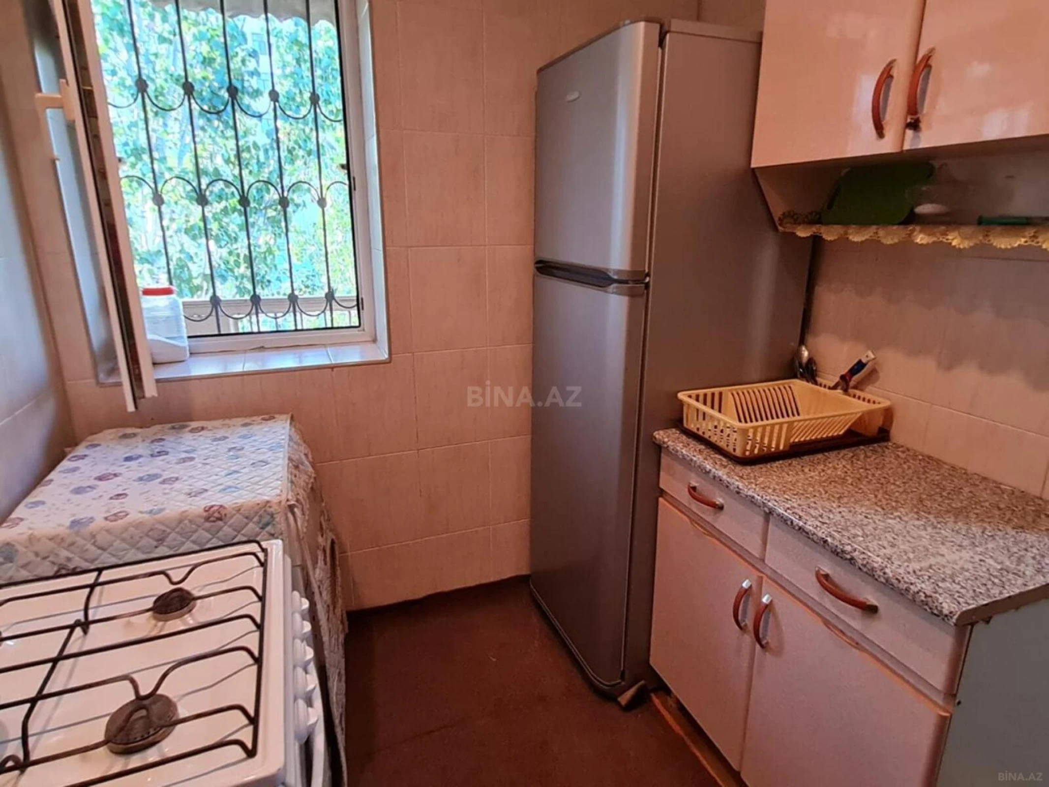 Kirayə verilir 2 otaqlı mənzil 45 m²