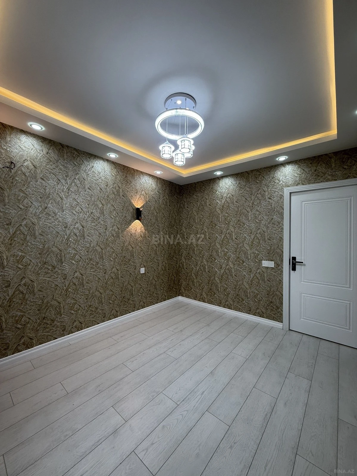 Satılır 3 otaqlı mənzil 65 m²