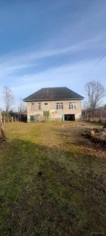 Satılır 3 otaqlı həyət evi 102 m²