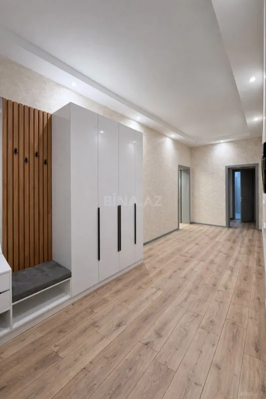 Satılır 2 otaqlı mənzil 89 m²