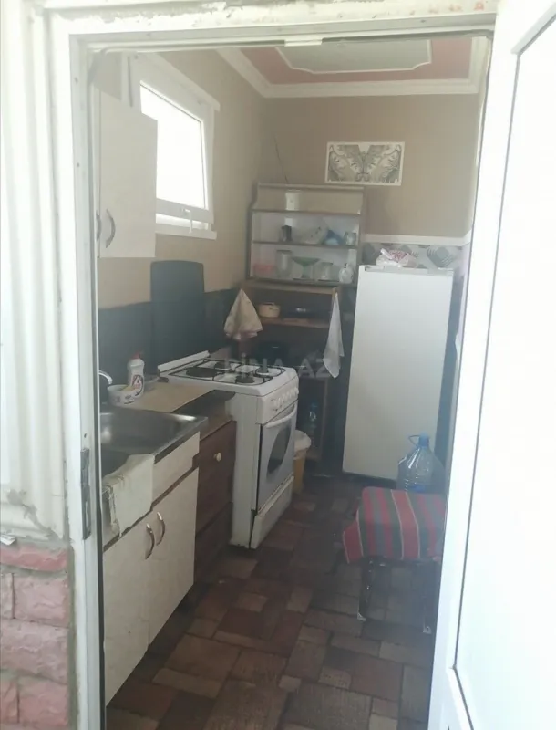 Kirayə verilir 1 otaqlı həyət evi 20 m²