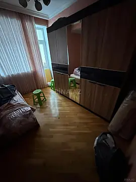 Kirayə verilir 4 otaqlı mənzil 150 m²