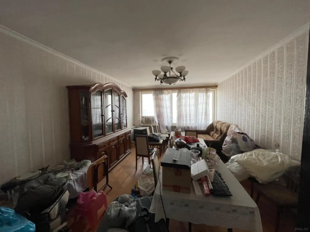 Satılır 3 otaqlı mənzil 115 m²