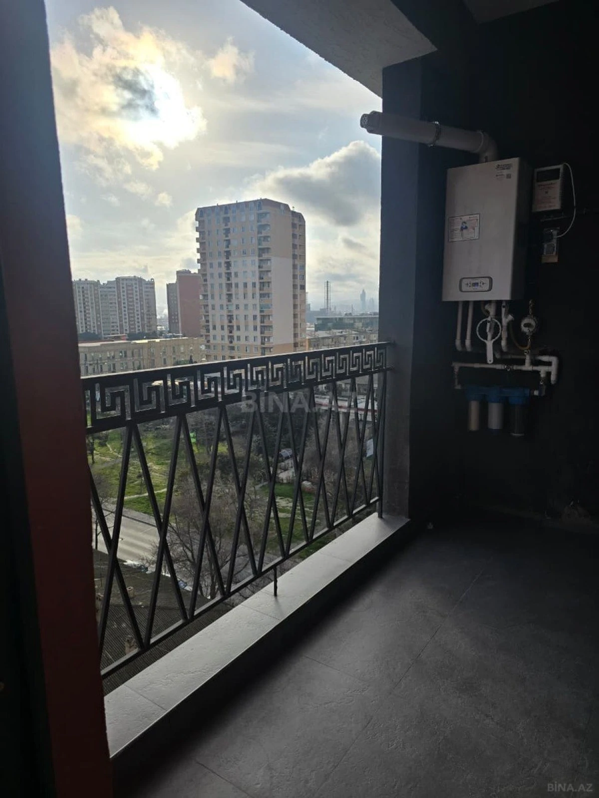 Kirayə verilir 2 otaqlı mənzil 85 m²