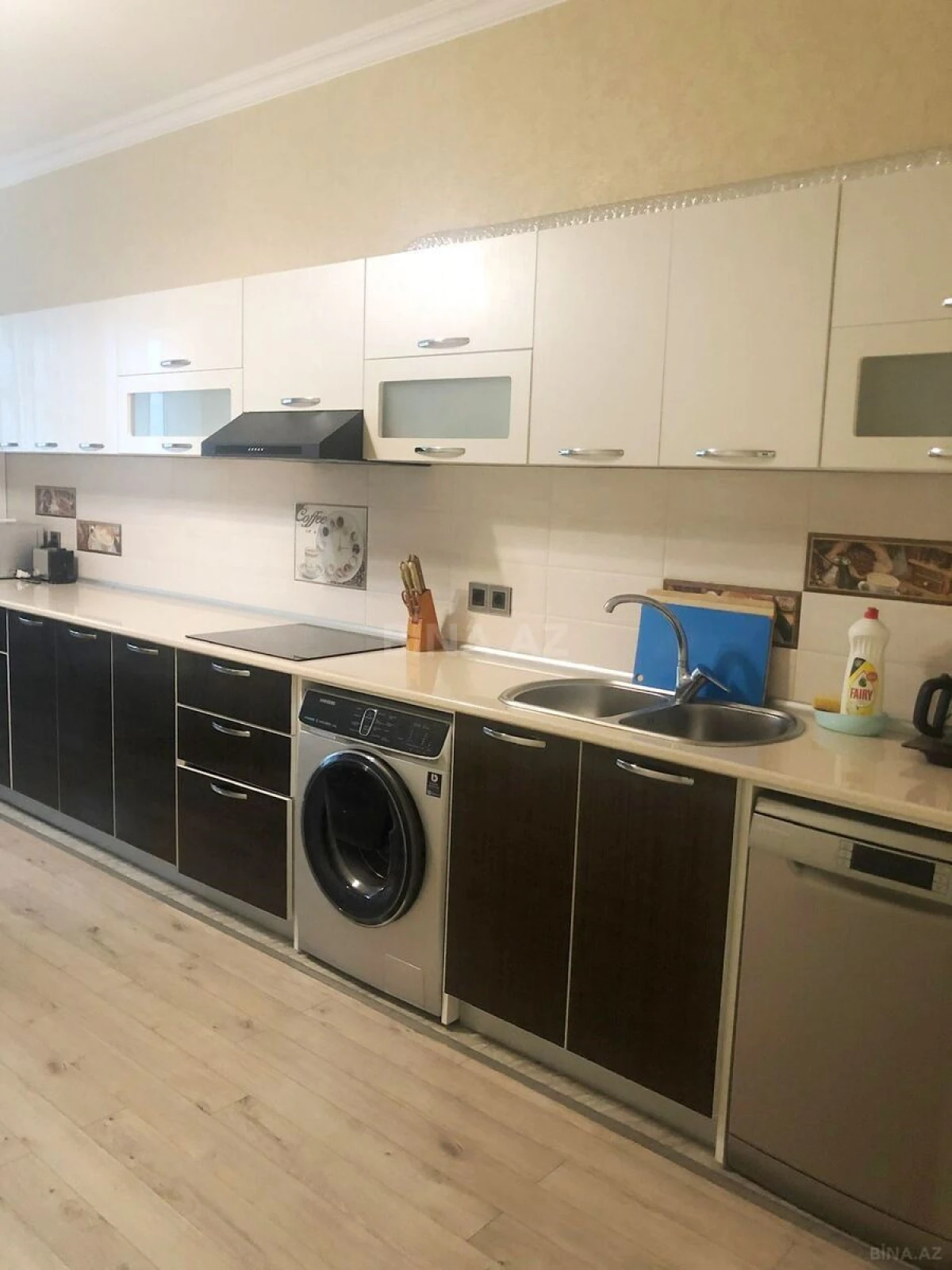 Kirayə verilir 3 otaqlı mənzil 173 m²