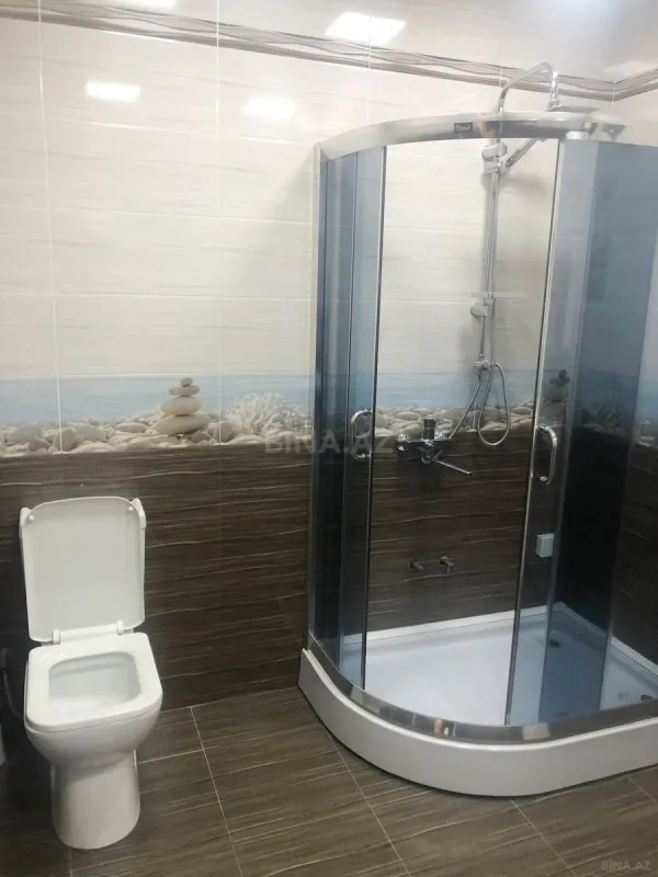 Kirayə verilir 3 otaqlı mənzil 173 m²