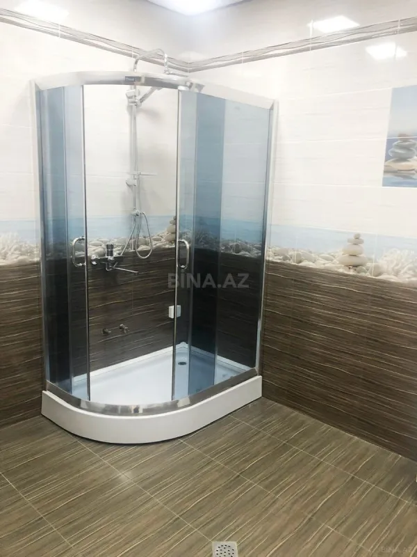 Kirayə verilir 3 otaqlı mənzil 173 m²