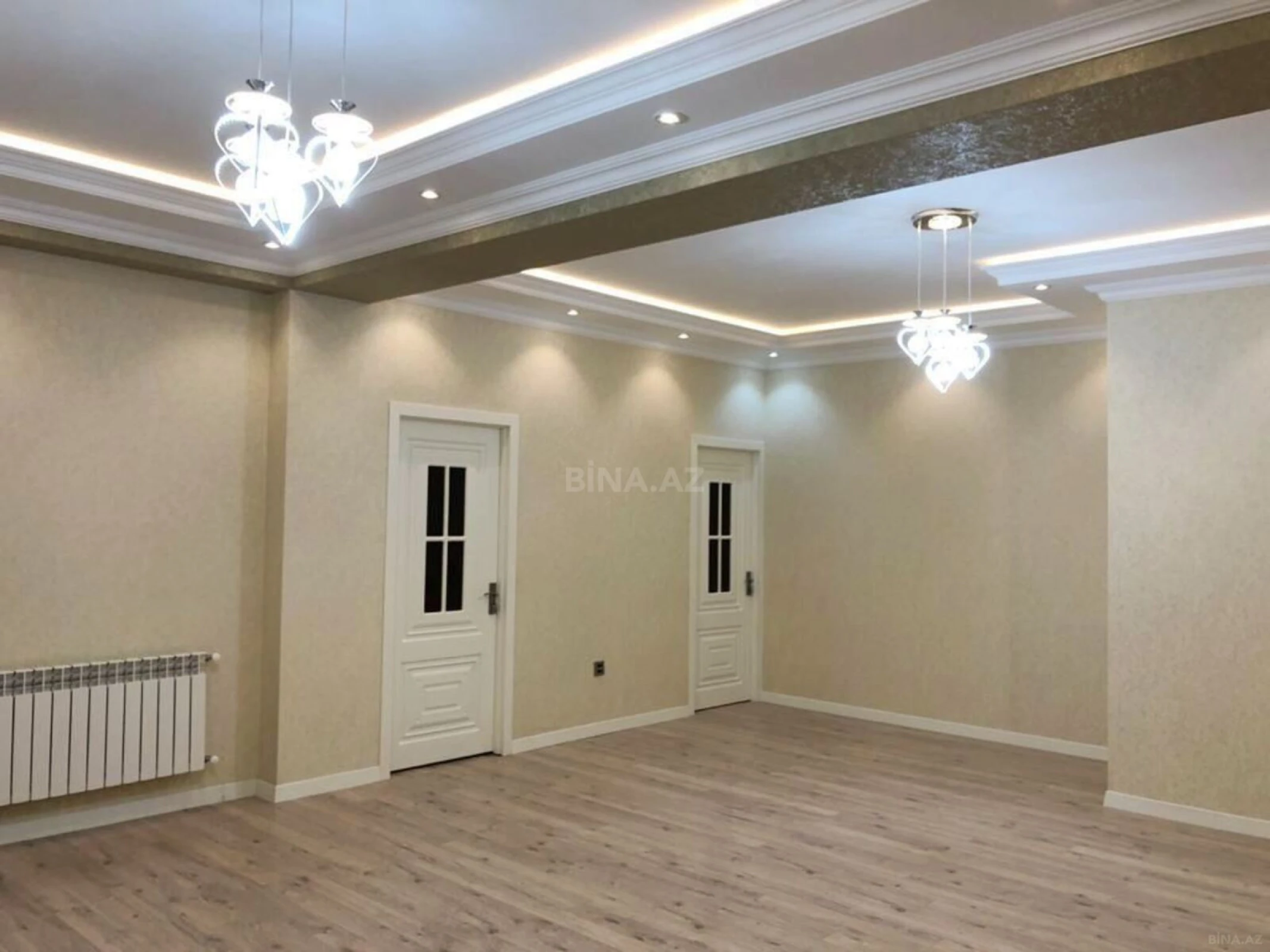 Kirayə verilir 3 otaqlı mənzil 173 m²