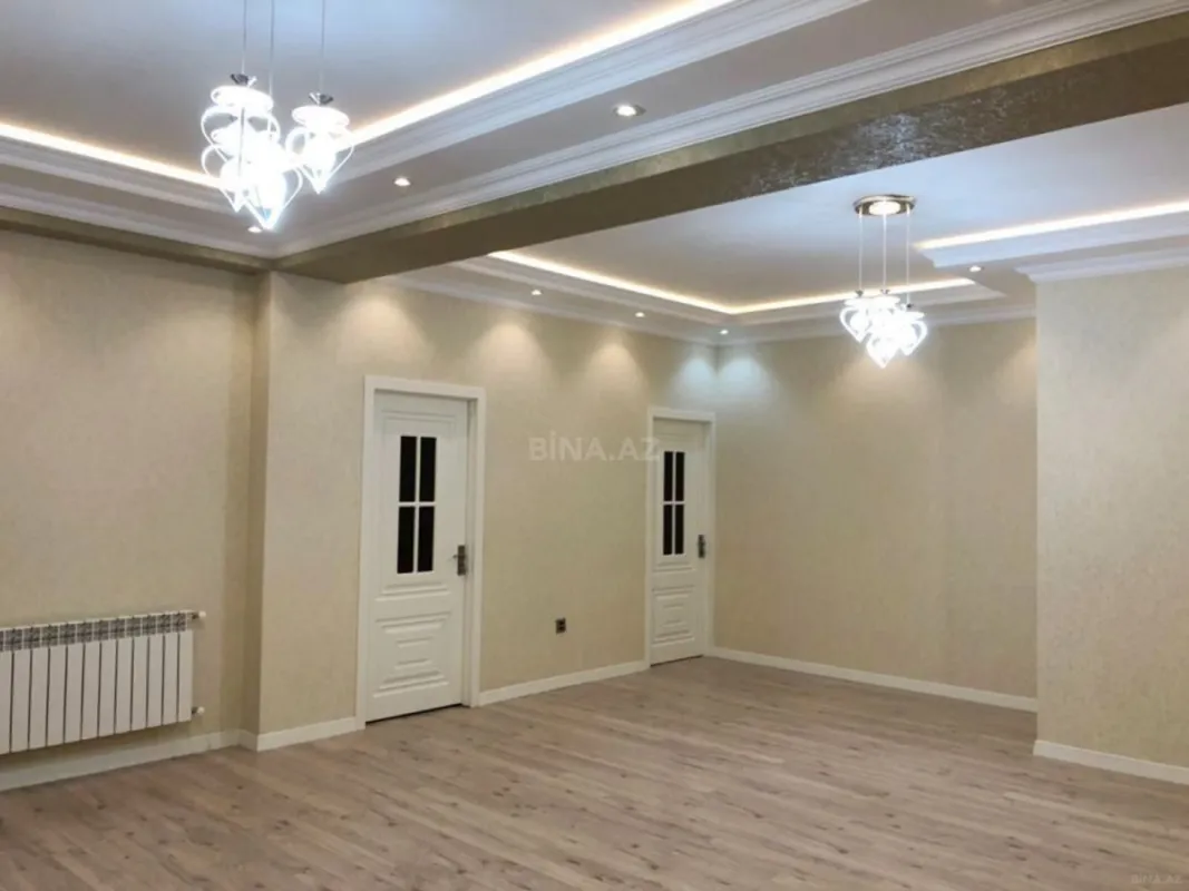 Kirayə verilir 3 otaqlı mənzil 173 m²