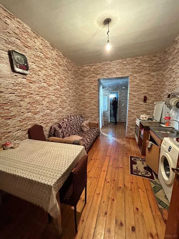 Satılır 4 otaqlı həyət evi 160 m²