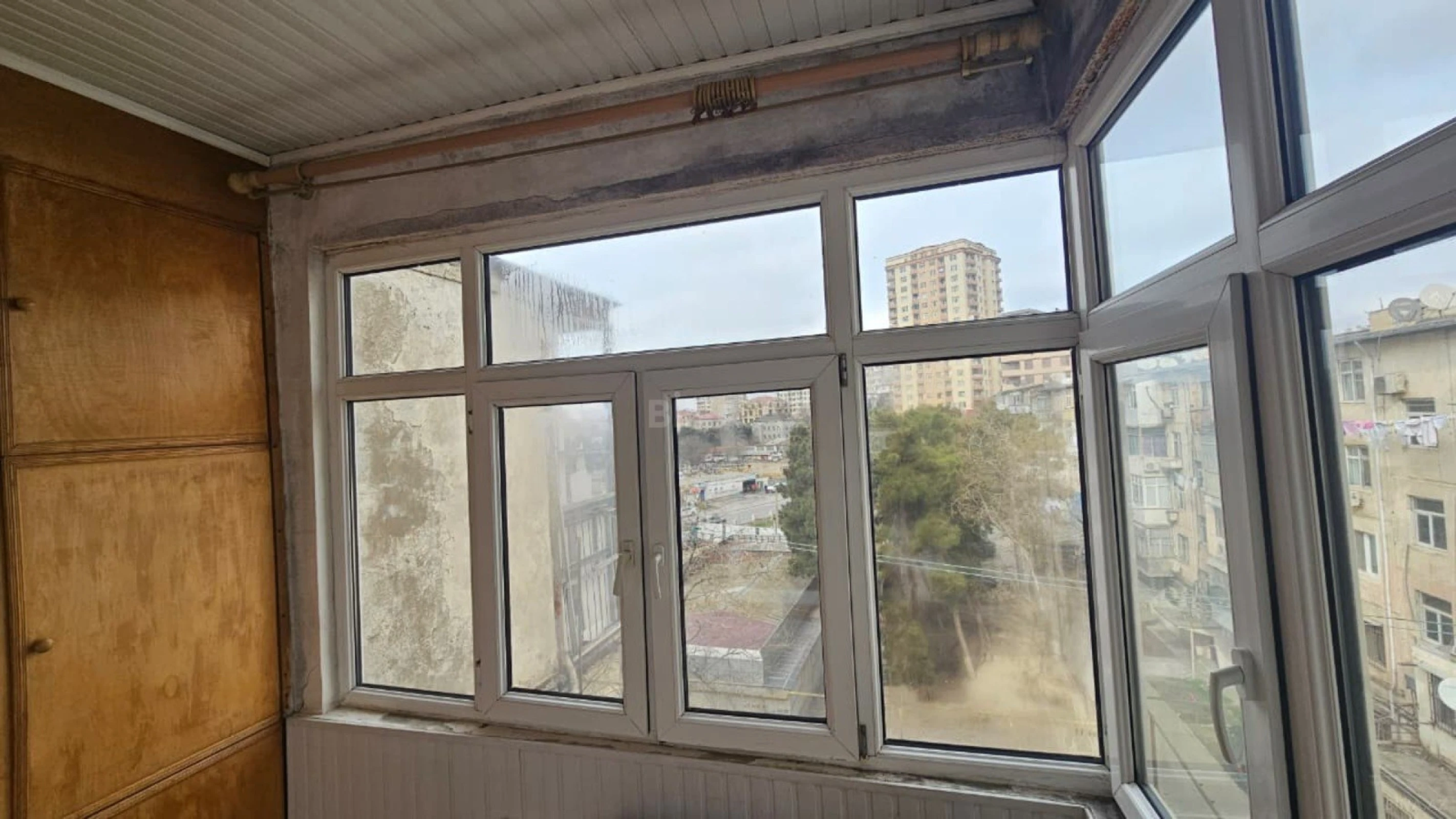 Kirayə verilir 2 otaqlı mənzil 50 m²