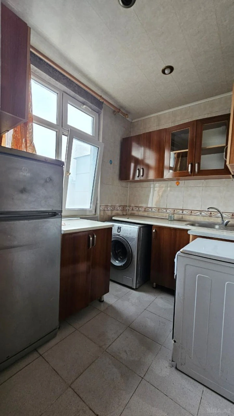 Kirayə verilir 2 otaqlı mənzil 50 m²