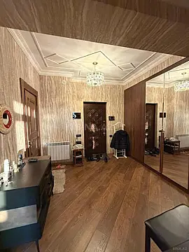 Satılır 2 otaqlı mənzil 70 m²