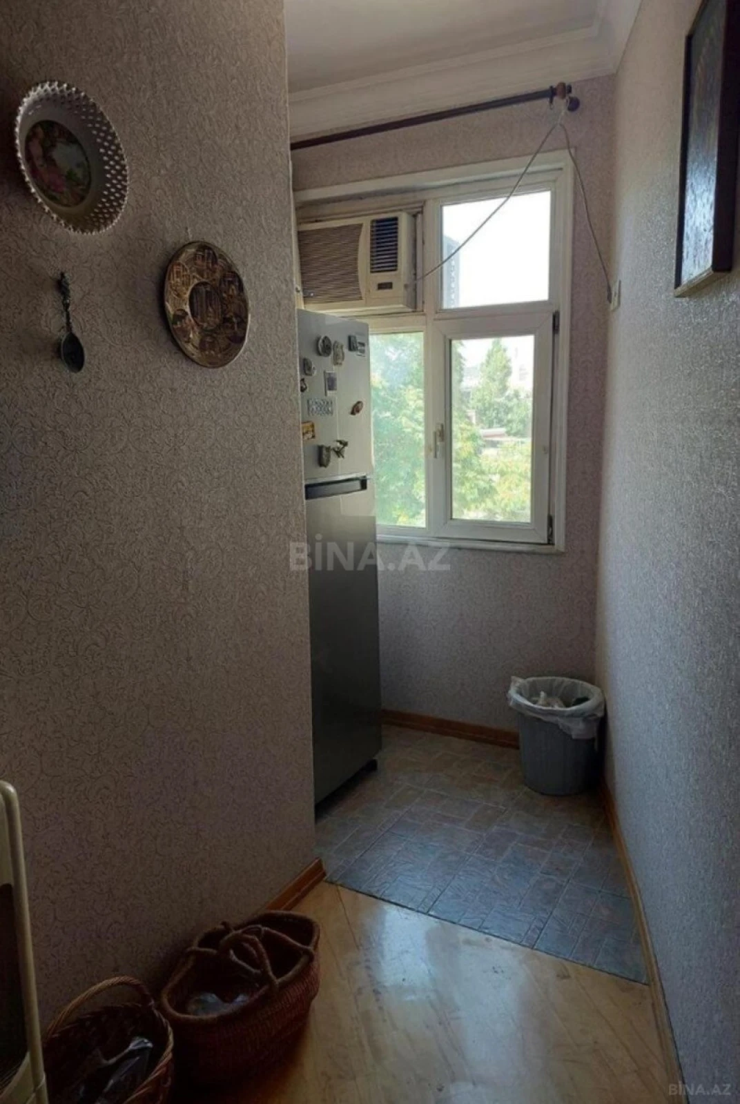 Satılır 4 otaqlı mənzil 92 m²