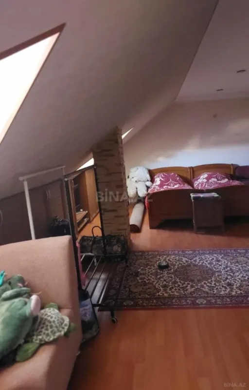 Satılır 4 otaqlı mənzil 92 m²