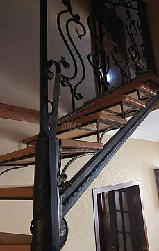 Satılır 4 otaqlı mənzil 92 m²