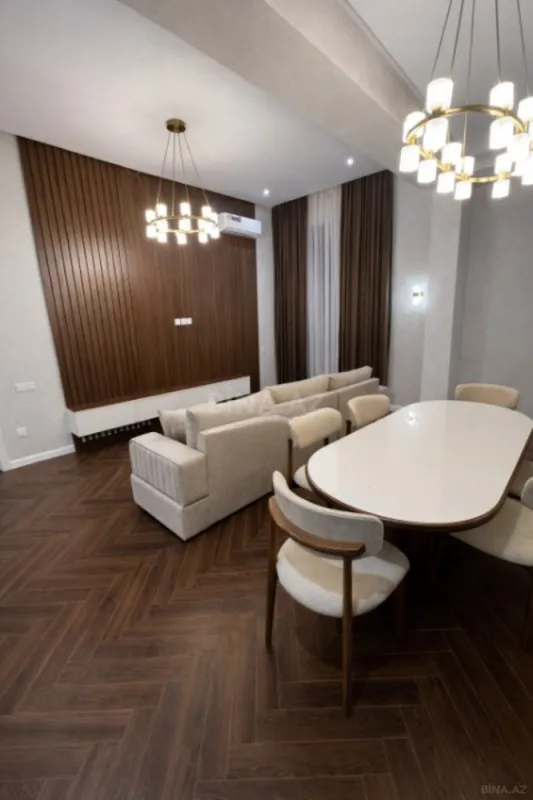 Satılır 3 otaqlı mənzil 124.5 m²