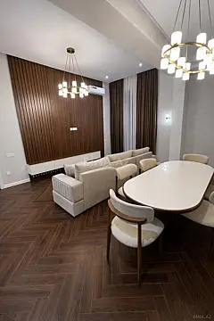 Satılır 3 otaqlı mənzil 124.5 m²