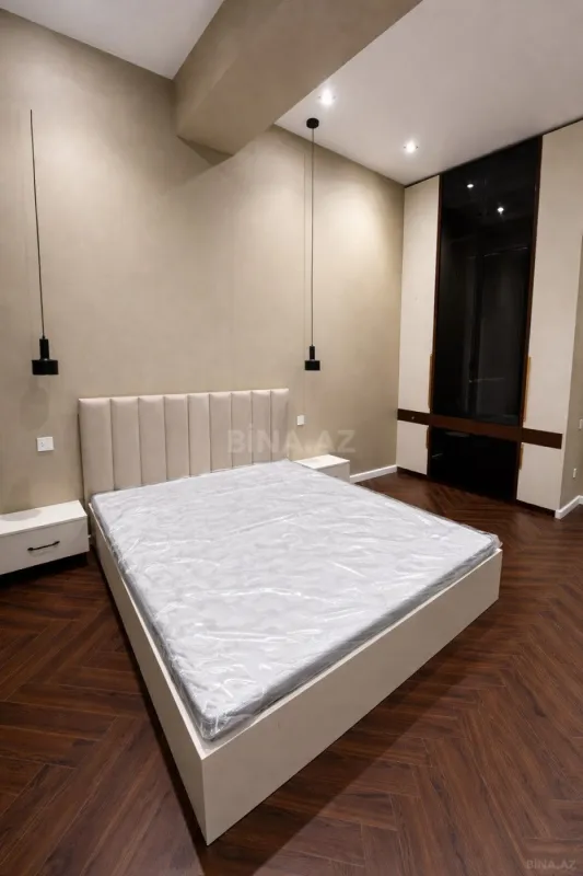 Satılır 3 otaqlı mənzil 124.5 m²