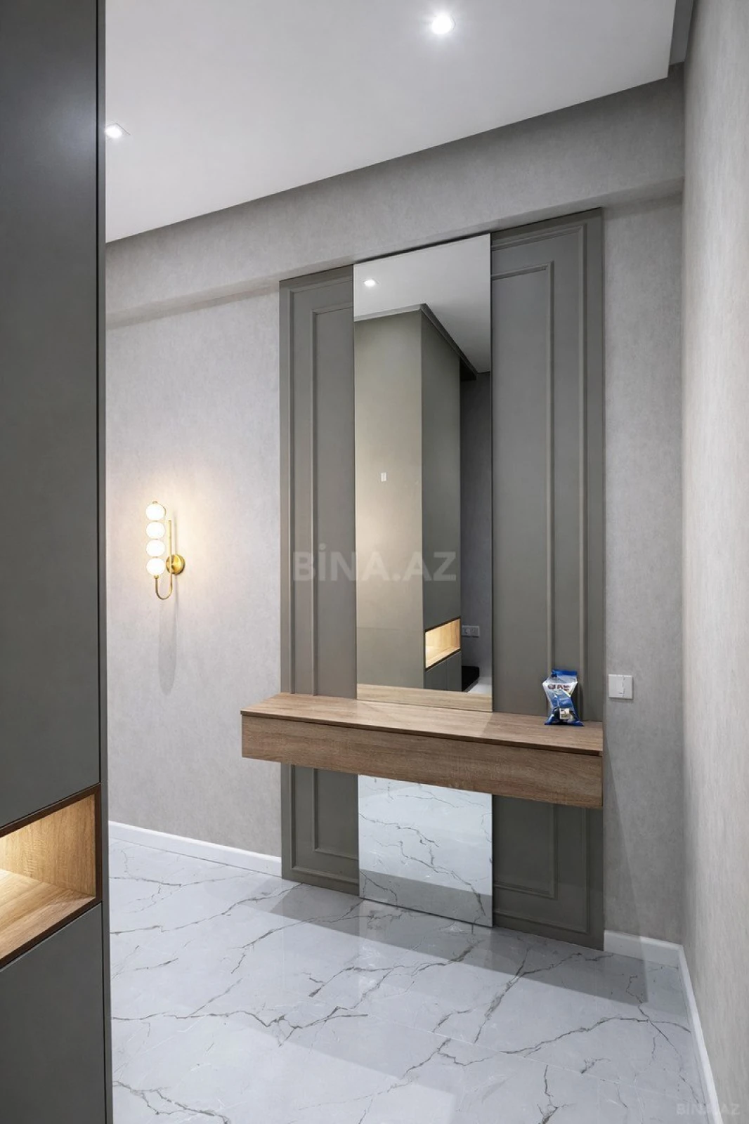 Satılır 3 otaqlı mənzil 124.5 m²