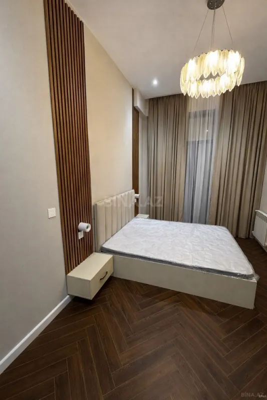 Satılır 3 otaqlı mənzil 124.5 m²