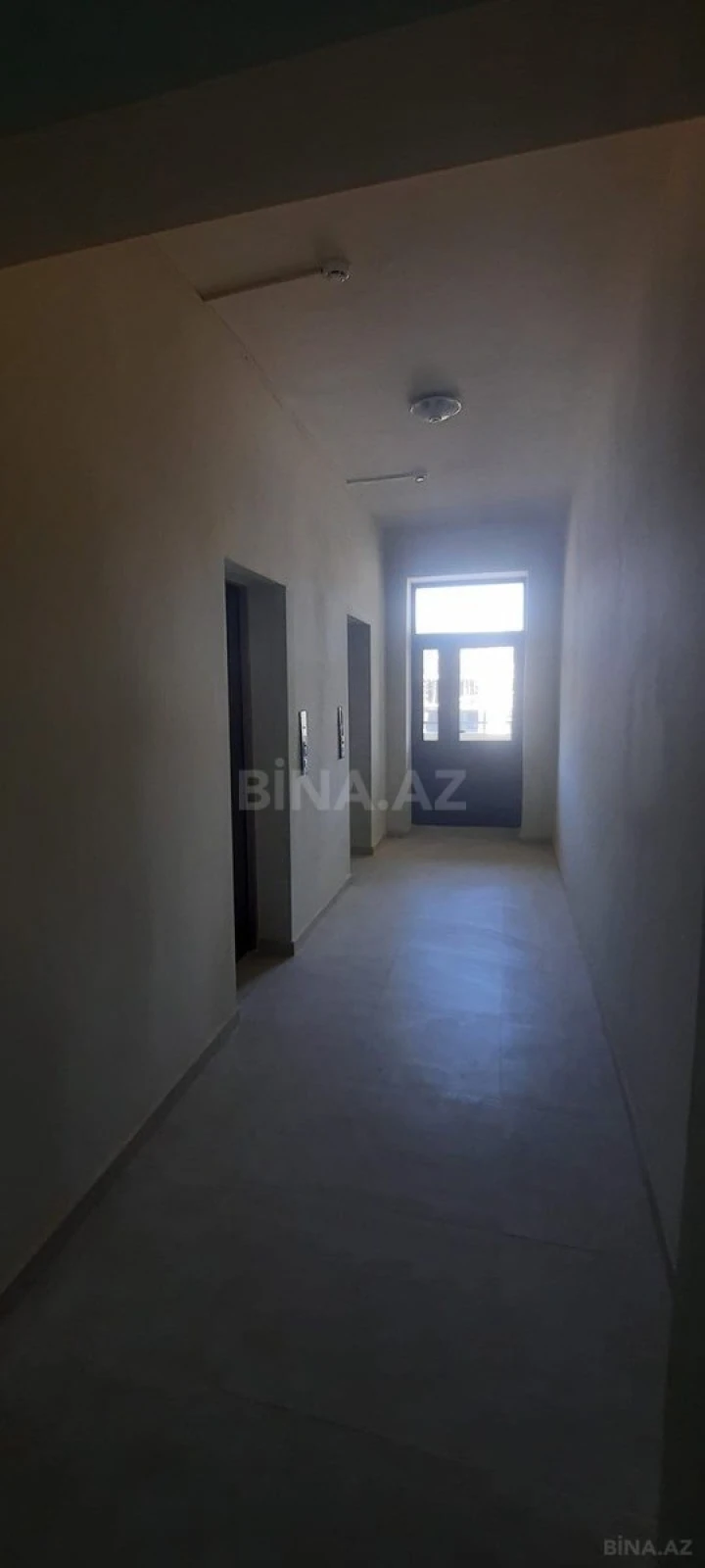 Satılır 3 otaqlı mənzil 120 m²
