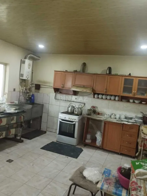 Kirayə verilir obyekt 400 m²