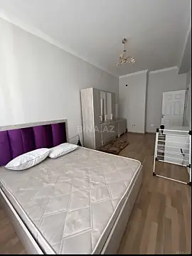 Kirayə verilir 2 otaqlı mənzil 69 m²