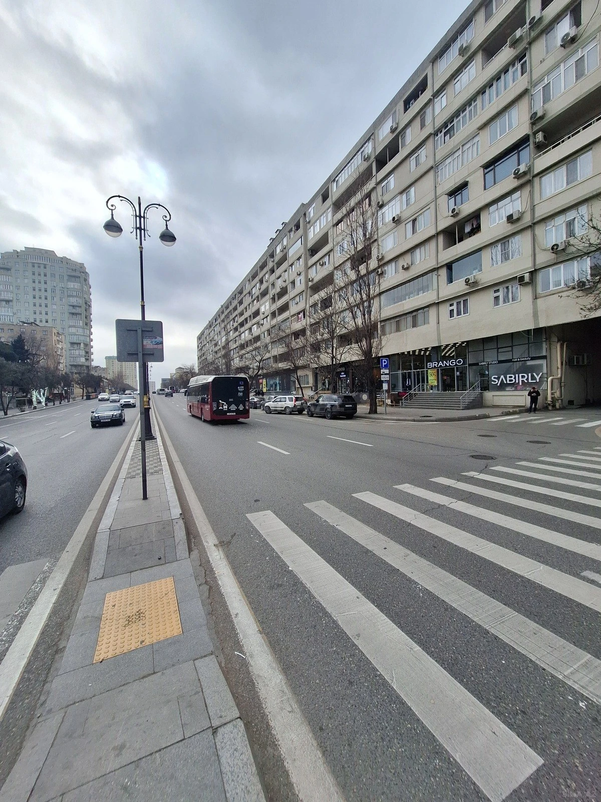 Satılır 2 otaqlı mənzil 45 m²