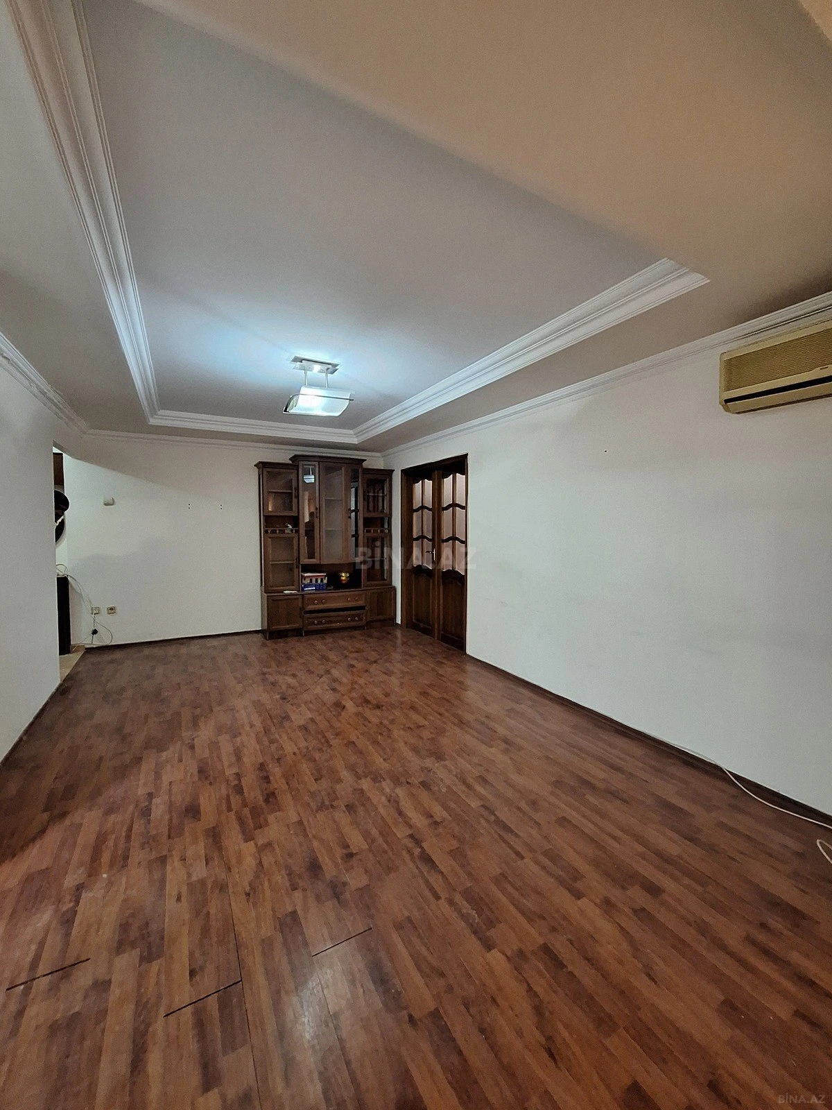 Satılır 2 otaqlı mənzil 45 m²