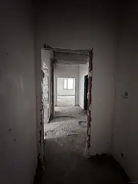 Satılır 4 otaqlı mənzil 148 m²