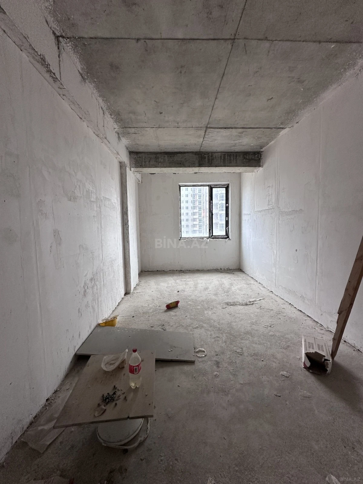 Satılır 4 otaqlı mənzil 148 m²