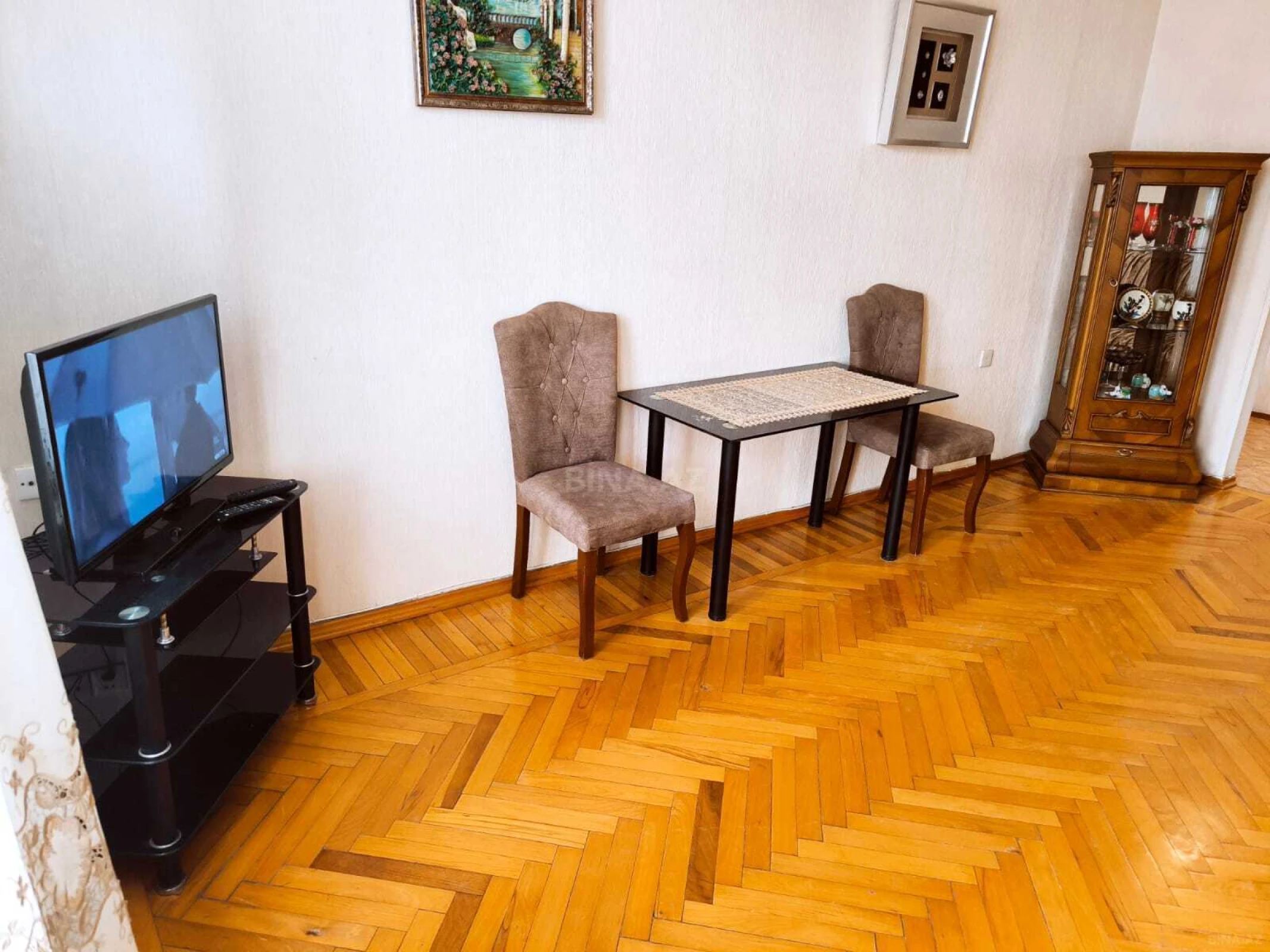 Kirayə verilir 2 otaqlı mənzil 60 m²