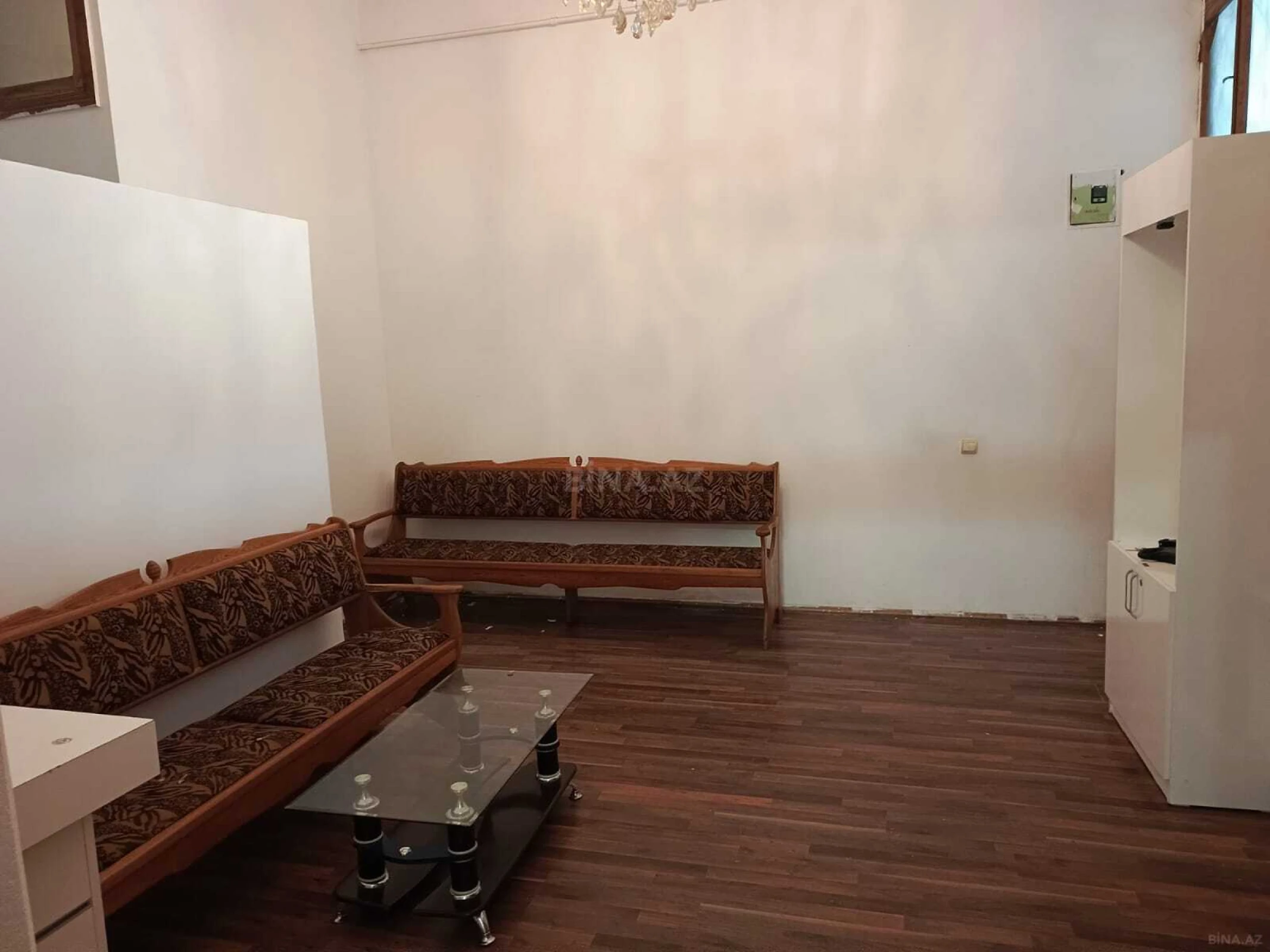 Kirayə verilir 4 otaqlı mənzil 100 m²
