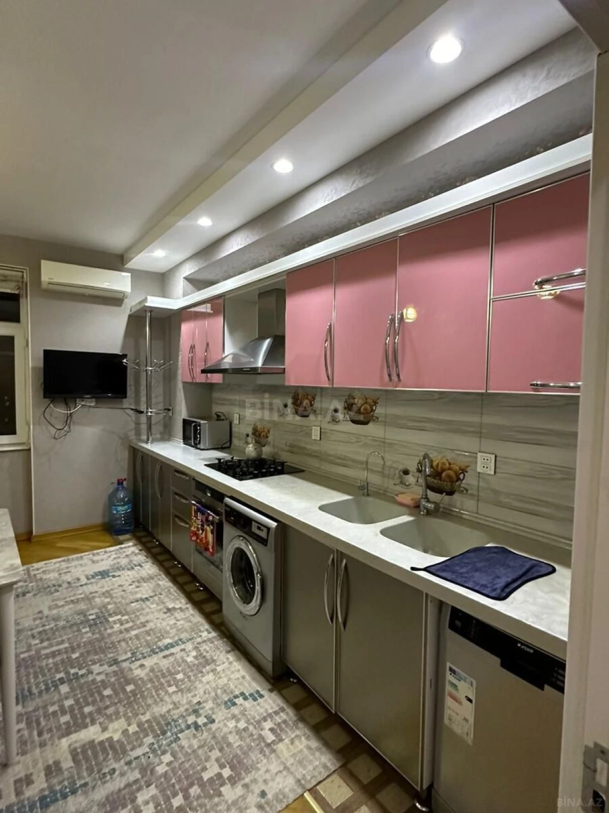 Kirayə verilir 3 otaqlı mənzil 98 m²