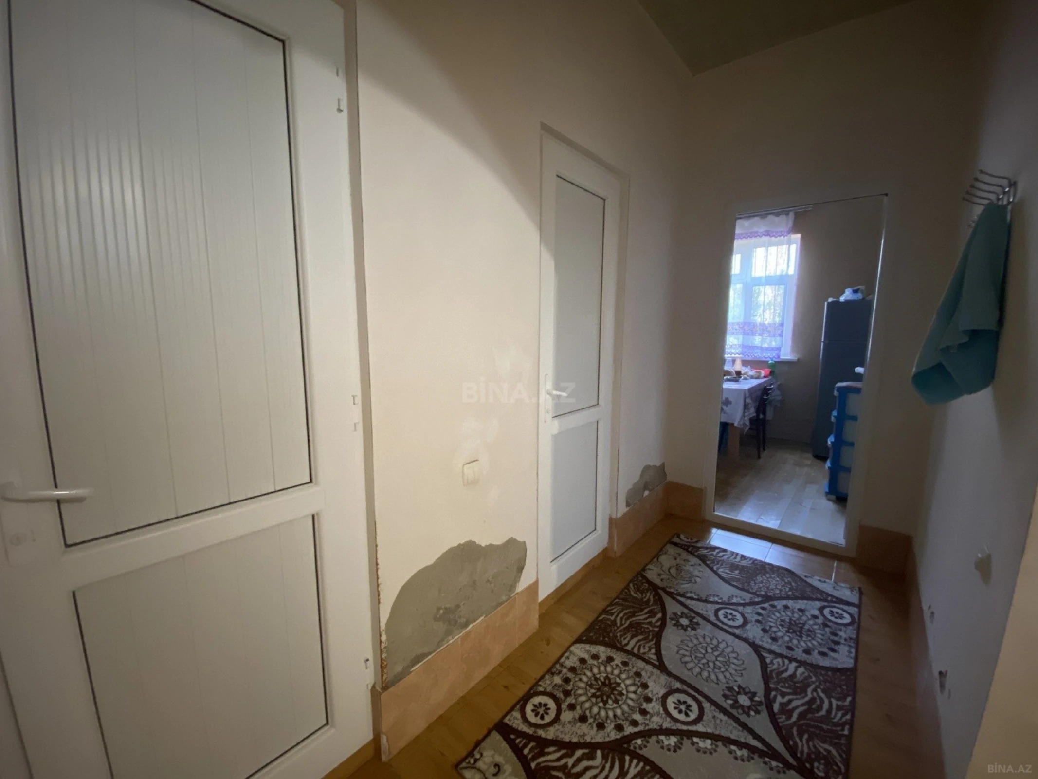 Satılır 5 otaqlı həyət evi 200 m²