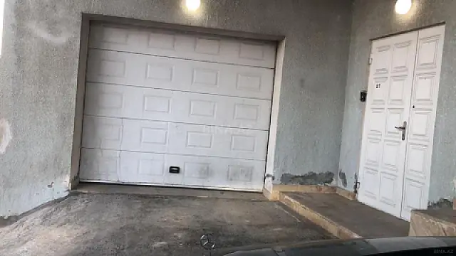 Satılır 8 otaqlı həyət evi 450 m²