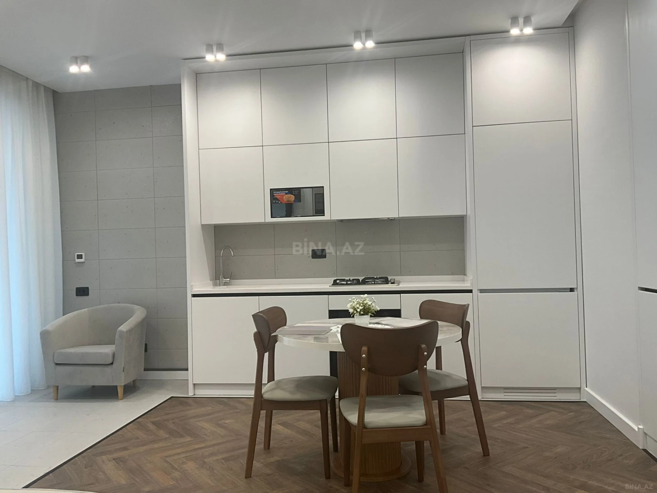 Satılır 2 otaqlı mənzil 69 m²